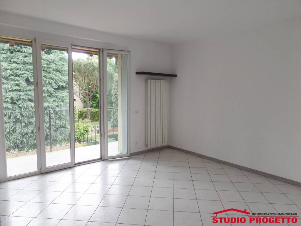 appartamento in vendita a Nibionno in zona Gaggio