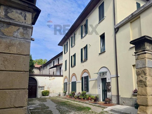appartamento in vendita a Nibionno in zona Tabiago