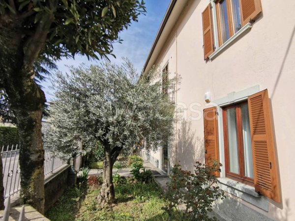 appartamento in vendita ad Oggiono