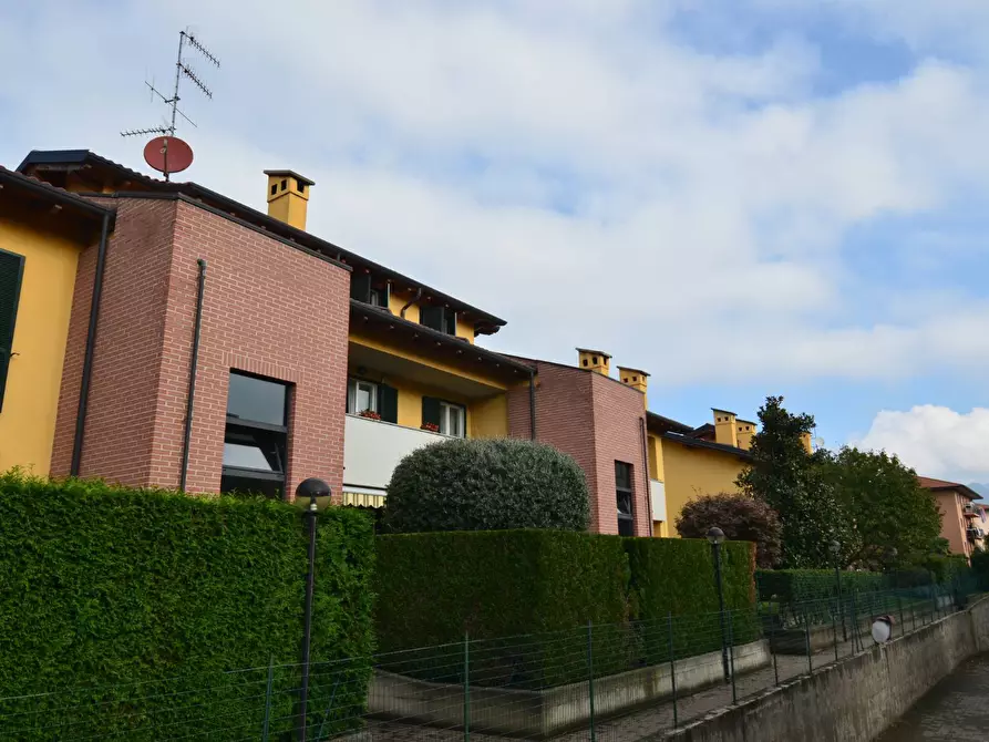 appartamento in vendita ad Oggiono