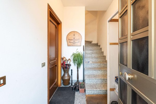 casa indipendente in vendita ad Oggiono