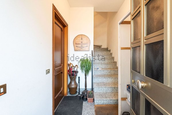 casa semindipendente in vendita ad Oggiono