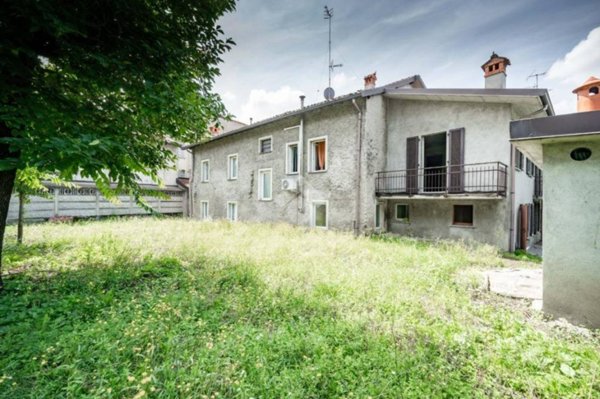 appartamento in vendita ad Oggiono