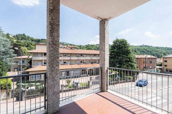 appartamento in vendita ad Oggiono