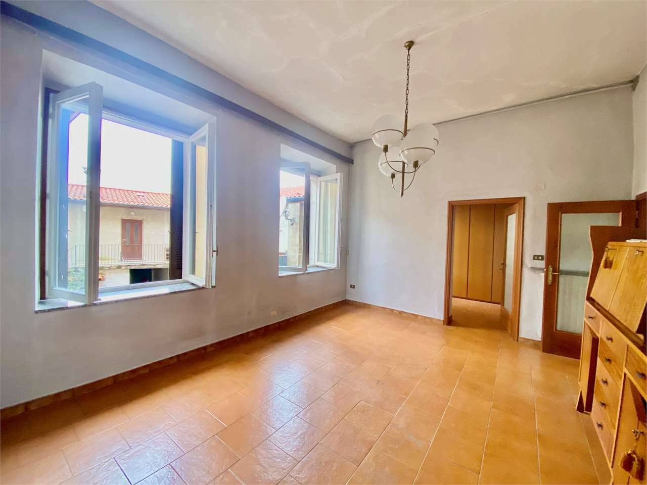 appartamento in vendita ad Oggiono