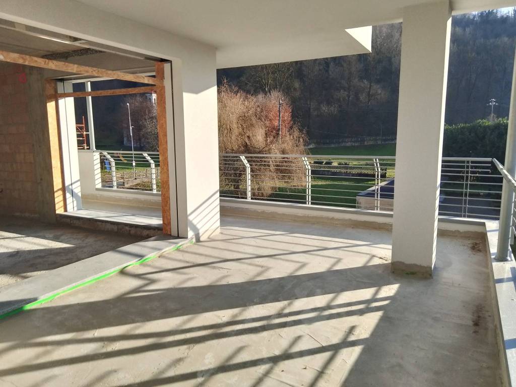 appartamento in vendita ad Oggiono