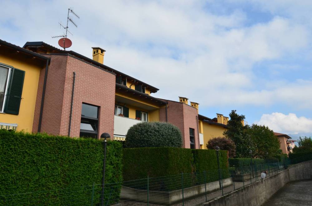 appartamento in vendita ad Oggiono