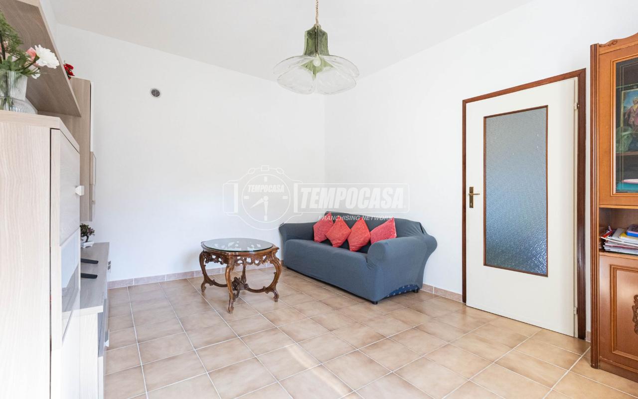 appartamento in vendita ad Oggiono