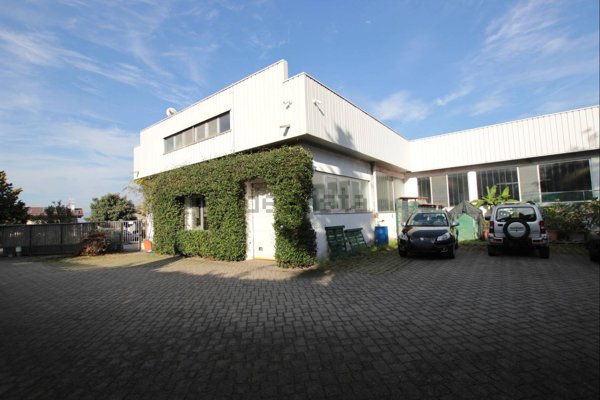 ufficio in vendita ad Oggiono