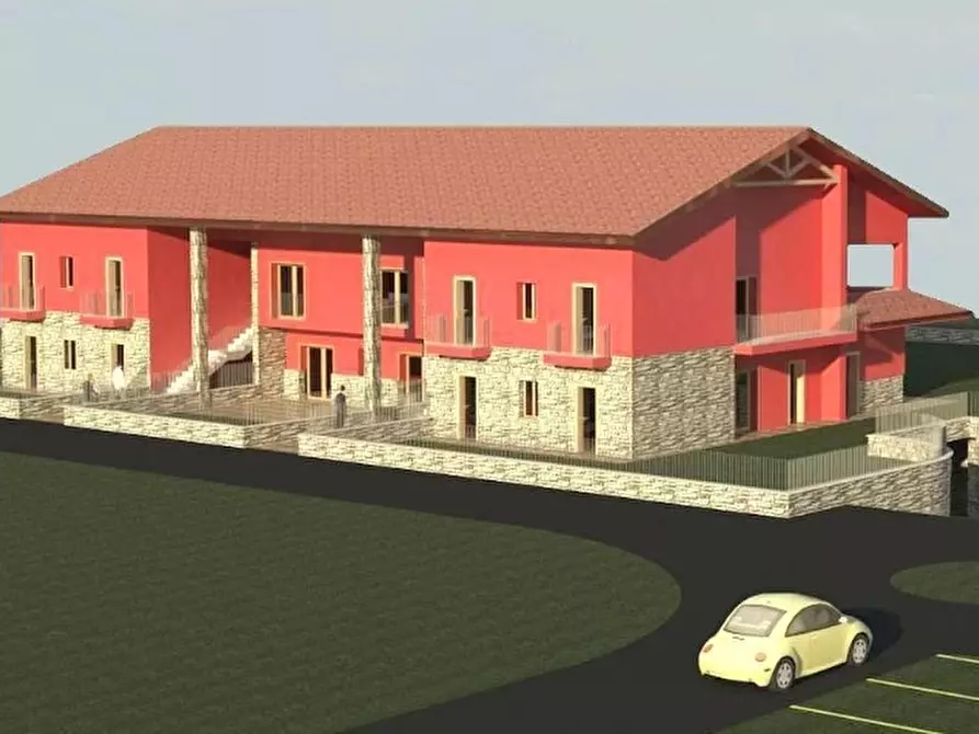 appartamento in vendita ad Oggiono in zona Imberido