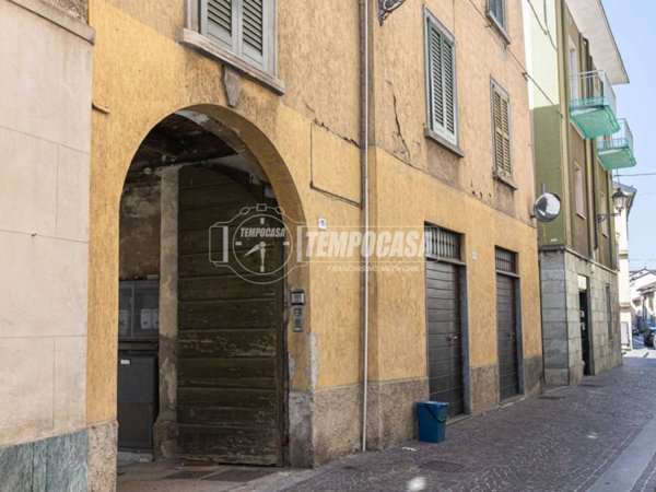 appartamento in vendita ad Oggiono