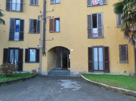 appartamento in vendita ad Oggiono