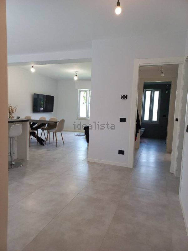 appartamento in vendita ad Oggiono