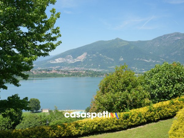 casa indipendente in vendita ad Oggiono