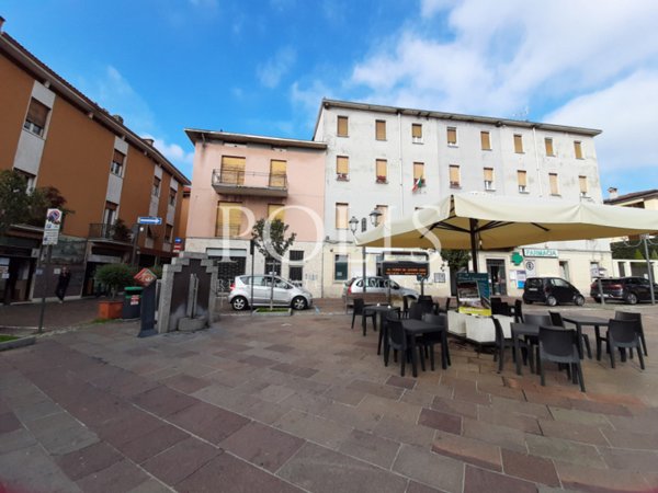 appartamento in vendita ad Oggiono