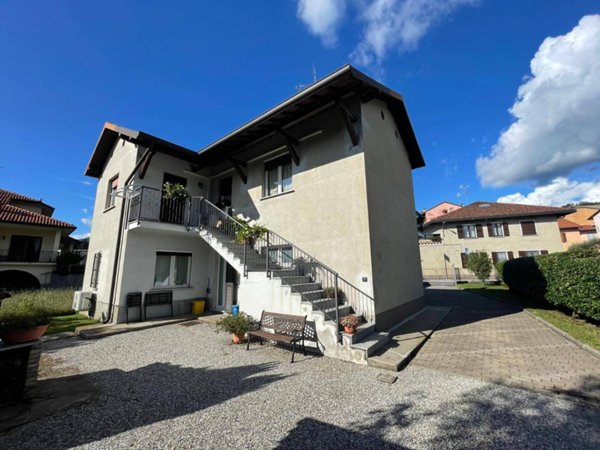 appartamento in vendita ad Oggiono