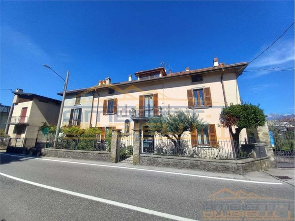 appartamento in vendita ad Oggiono