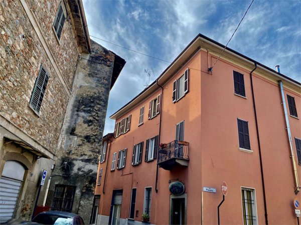 appartamento in vendita ad Oggiono