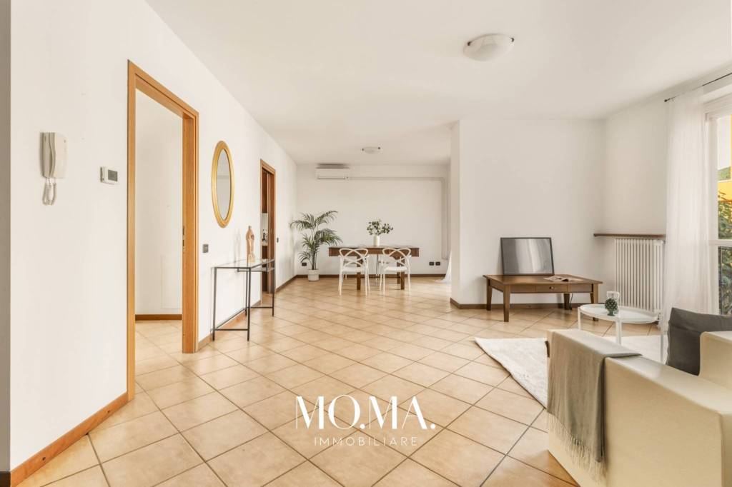 appartamento in vendita ad Oggiono