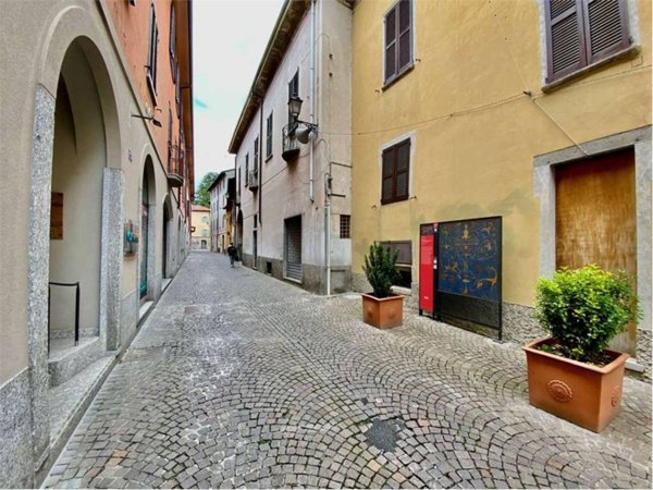 appartamento in vendita ad Oggiono