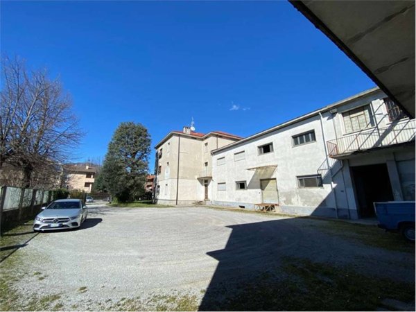 ufficio in vendita ad Oggiono