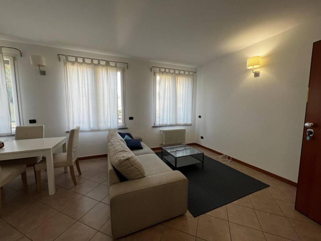 appartamento in vendita ad Oggiono