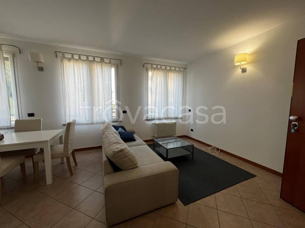 appartamento in vendita ad Oggiono