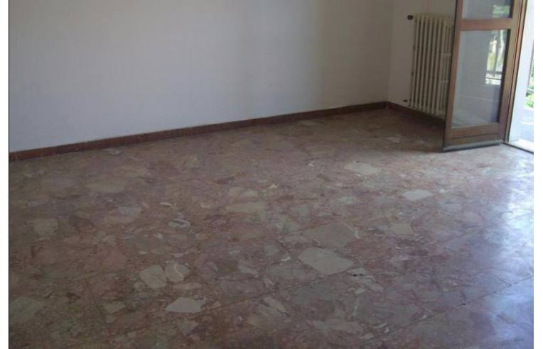 appartamento in vendita ad Oggiono