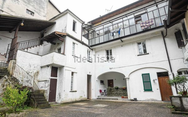 appartamento in vendita ad Oggiono