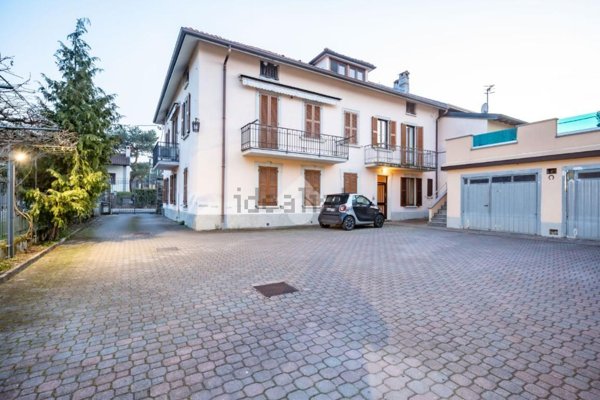 appartamento in vendita ad Oggiono