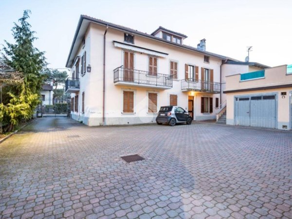 appartamento in vendita ad Oggiono