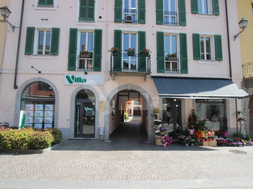 appartamento in vendita ad Oggiono