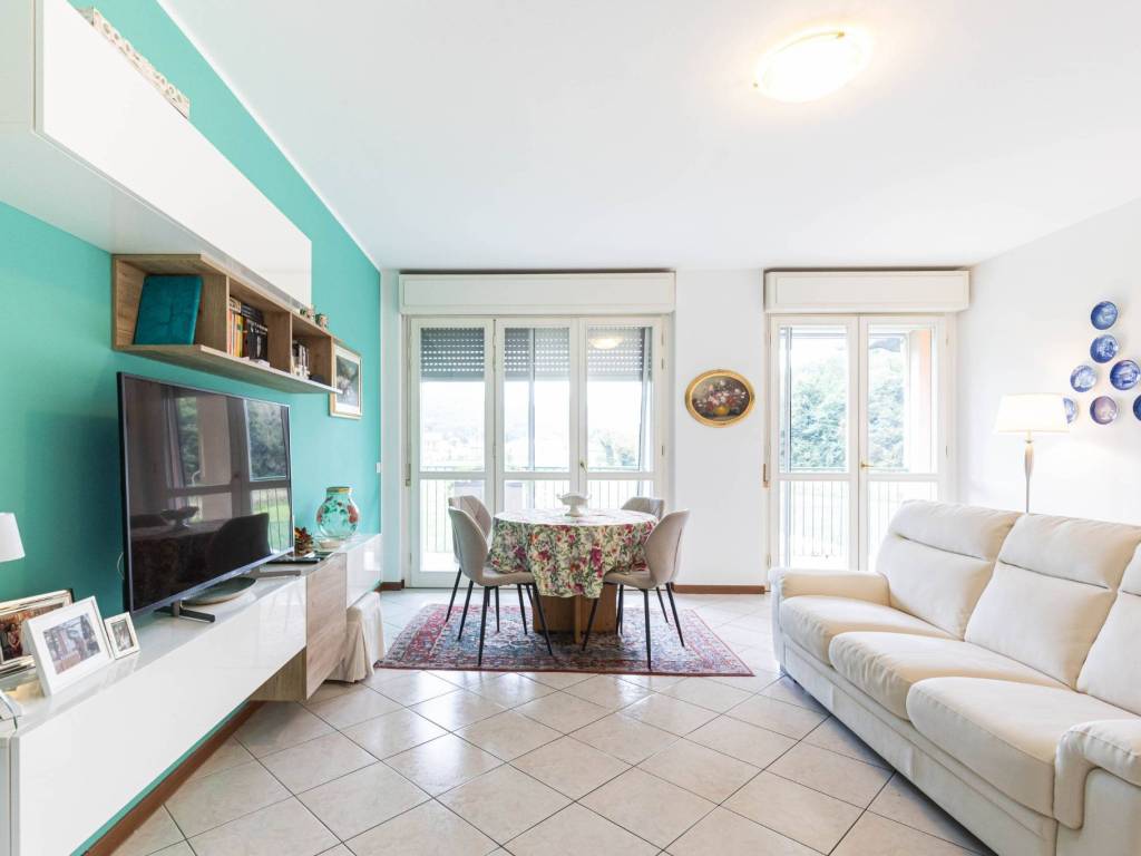 appartamento in vendita ad Oggiono