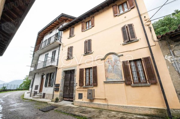 appartamento in vendita ad Oggiono