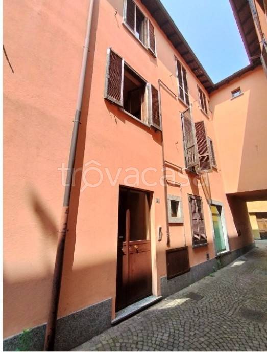 appartamento in vendita ad Oggiono