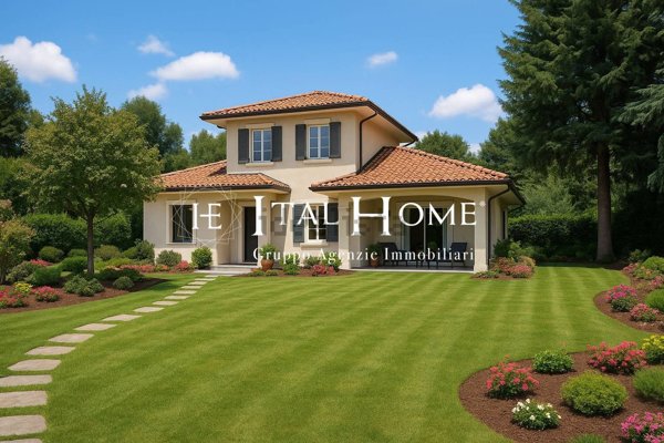 casa indipendente in vendita ad Oggiono