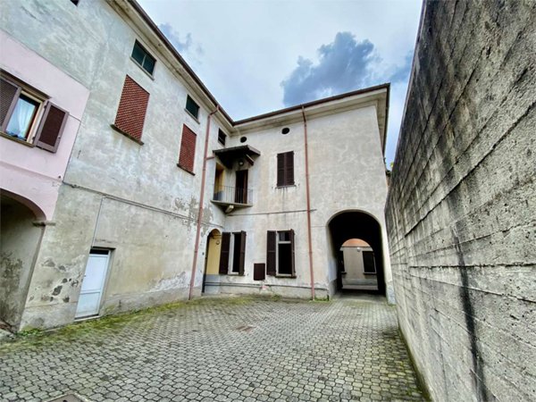 appartamento in vendita ad Oggiono