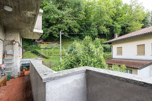 appartamento in vendita ad Oggiono