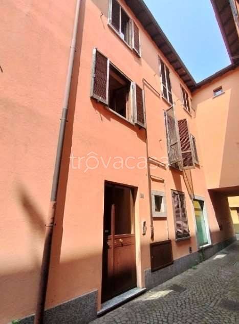 appartamento in vendita ad Oggiono