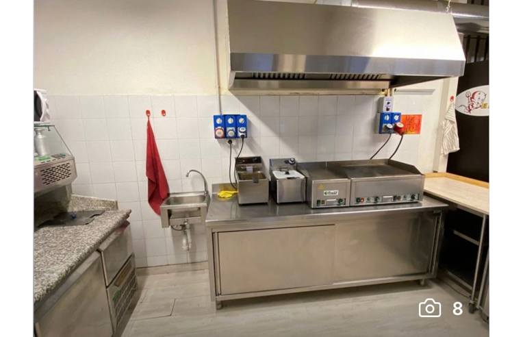 negozio in vendita ad Oggiono