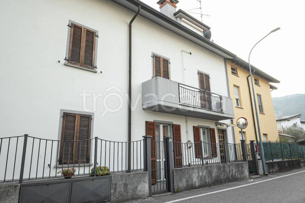 appartamento in vendita ad Oggiono