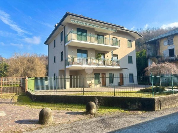 appartamento in vendita ad Oggiono