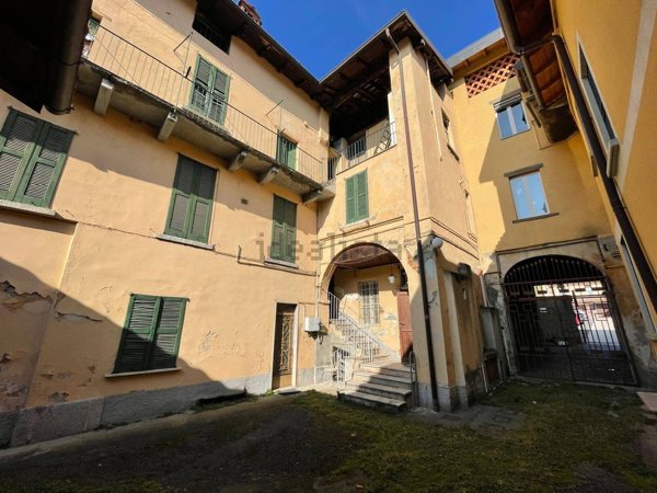 appartamento in vendita ad Oggiono