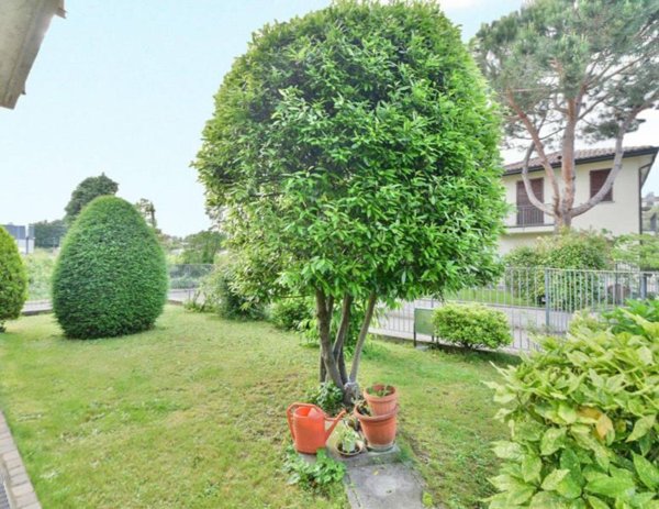 casa indipendente in vendita ad Oggiono