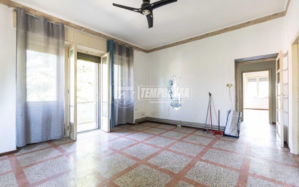 appartamento in vendita ad Oggiono