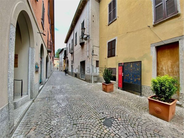appartamento in vendita ad Oggiono