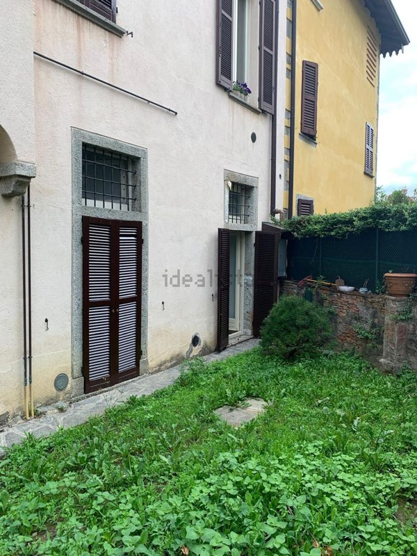 appartamento in vendita ad Oggiono