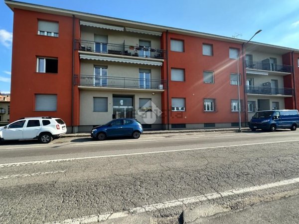 appartamento in vendita ad Oggiono in zona Bagnolo