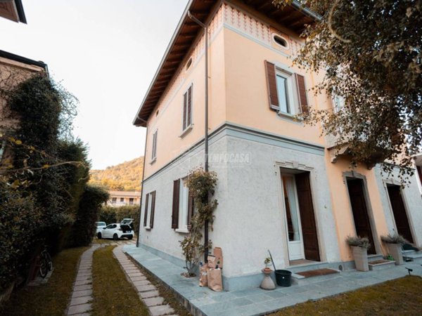 casa indipendente in vendita ad Olgiate Molgora in zona Canova
