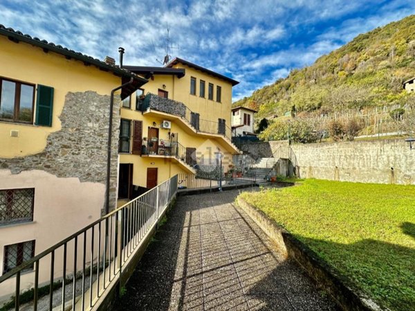 appartamento in vendita ad Olgiate Molgora in zona San Zeno